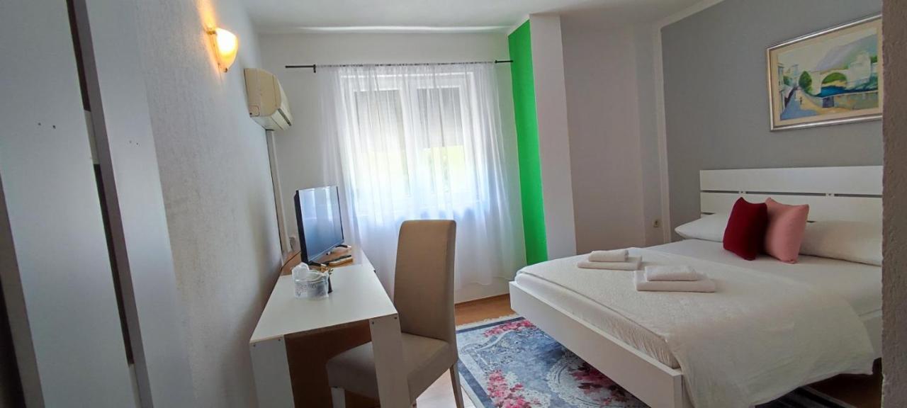 Villa Monera Apartments & Rooms & Free Garage Мостар Экстерьер фото